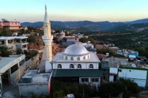 hatayda deprem sonrasi yeniden insa edilen sofular camii acildi Pycc9G3R.jpg
